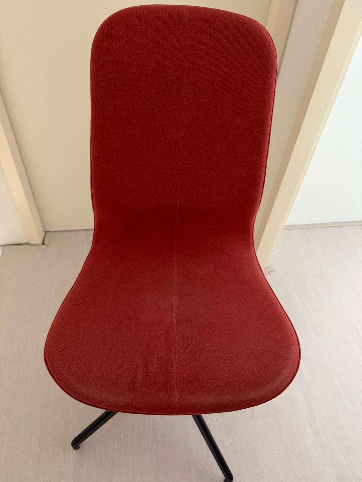 Comfortabele rode bureaustoel IKEA, Ophalen, Zo goed als nieuw, Rood, Bureaustoel