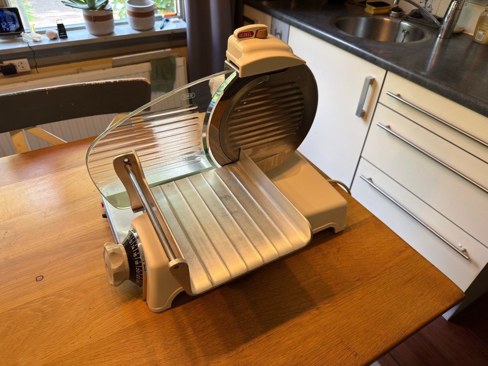 Berkel Model 836 Snijmachine - Vintage en Functioneel, Ophalen, Gebruikt, Metaal, Snijmachine
