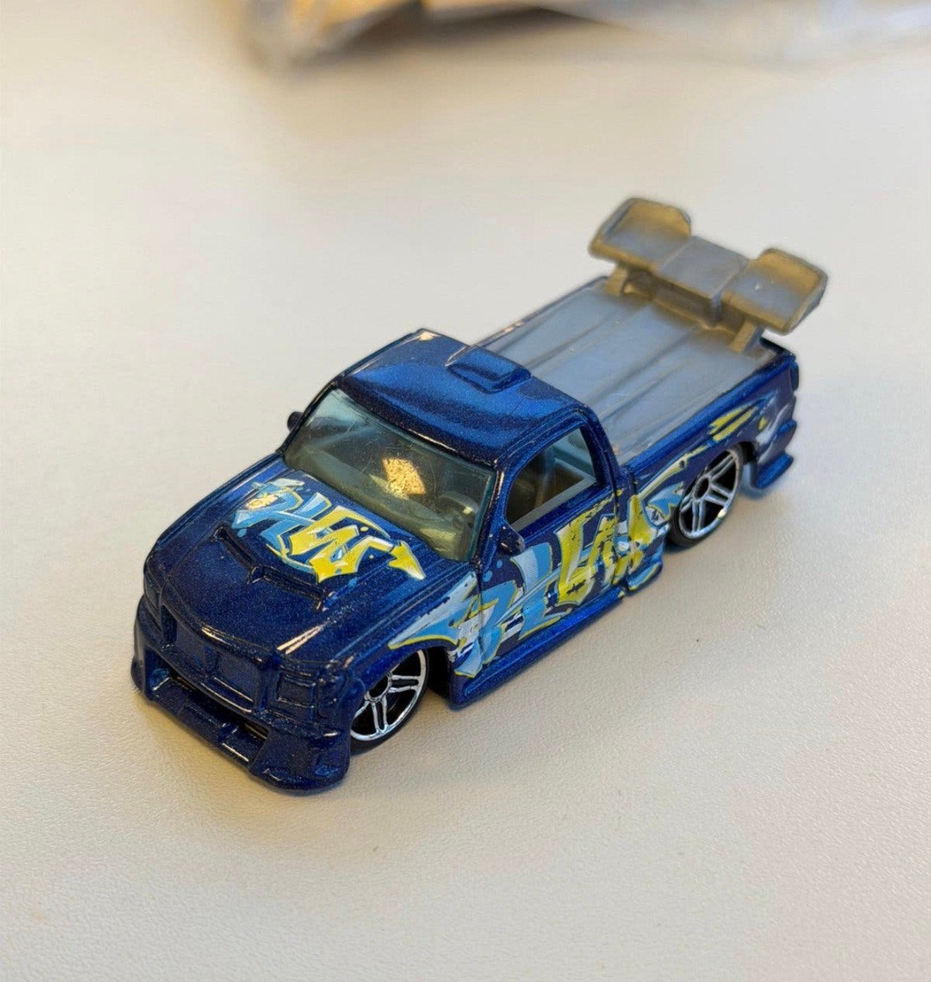 Hot Wheels Super Tuned Pickup Truck car Graffiti 2000 1:64, P, Auto, P, P