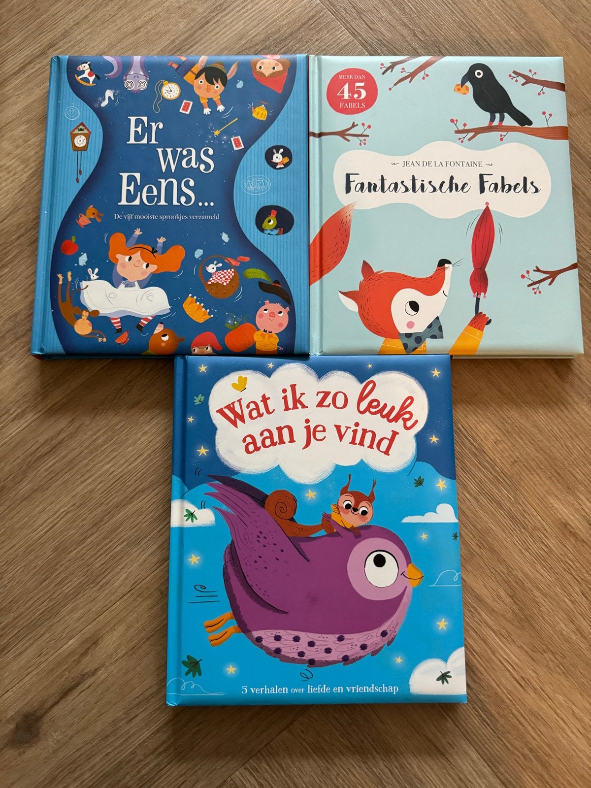 3 kinderboeken: Sprookjes, Fabels en Vriendschap, Verzenden, Jongen of Meisje, Zo goed als nieuw, Voorleesboek
