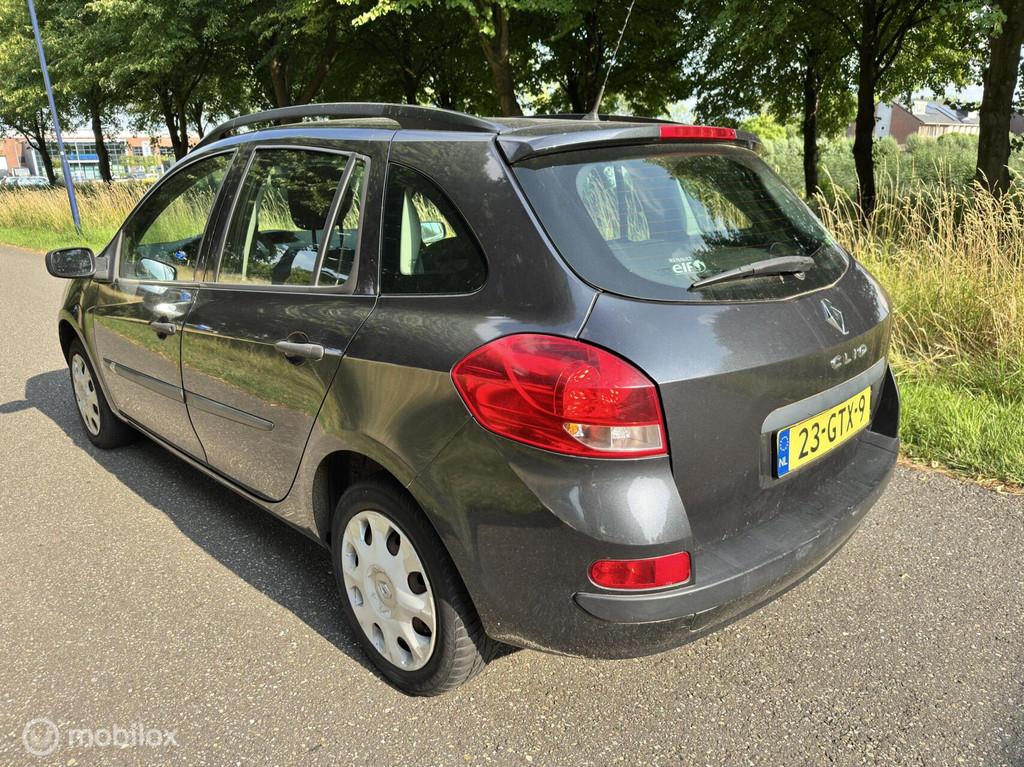 Renault Clio Estate 1.2-16V*1E EIGENAAR*NAP*APK 07/26, Voorwielaandrijving, Gebruikt, Zwart, 4 cilinders