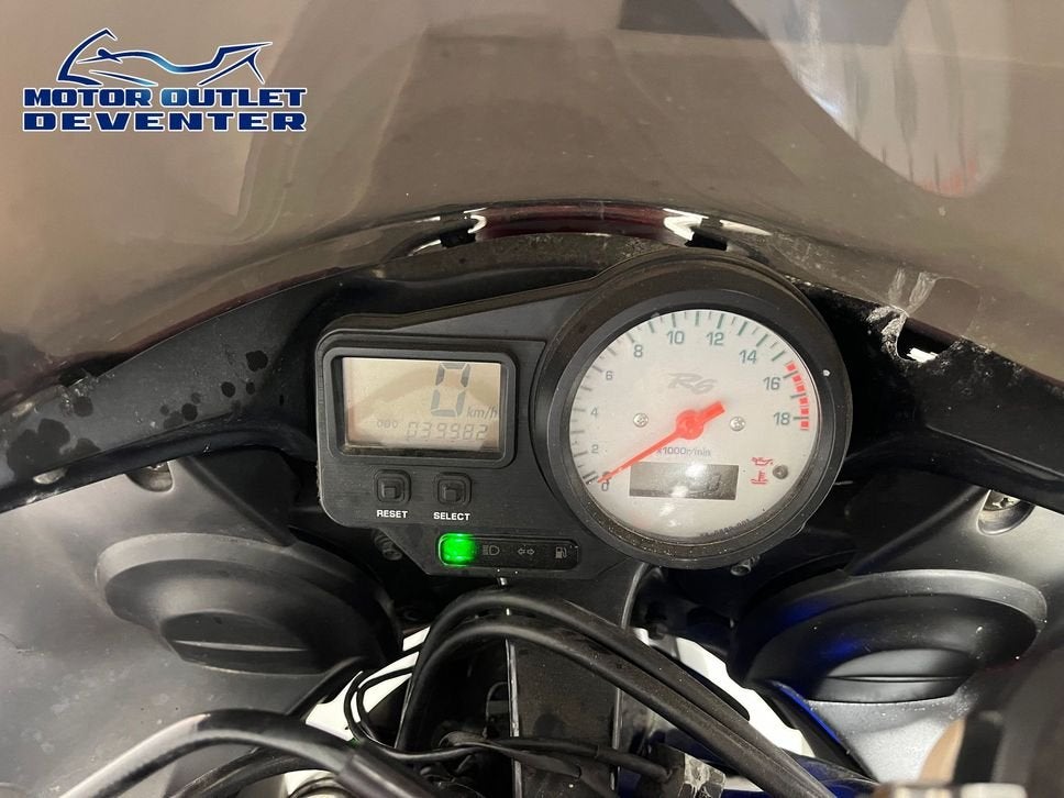Santander Gespoten YAMAHA YZF R6 (bj 2002), 4 cilinders, Motorrijbewijs A, Bedrijf, Onbekend