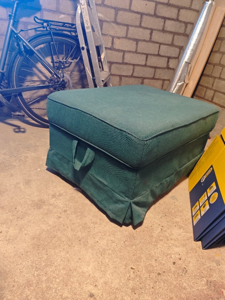 Ektorp poef groen, Huis en Inrichting, Banken | Voetenbanken en Poefen, Ophalen, Rond, 75 tot 100 cm, Zo goed als nieuw