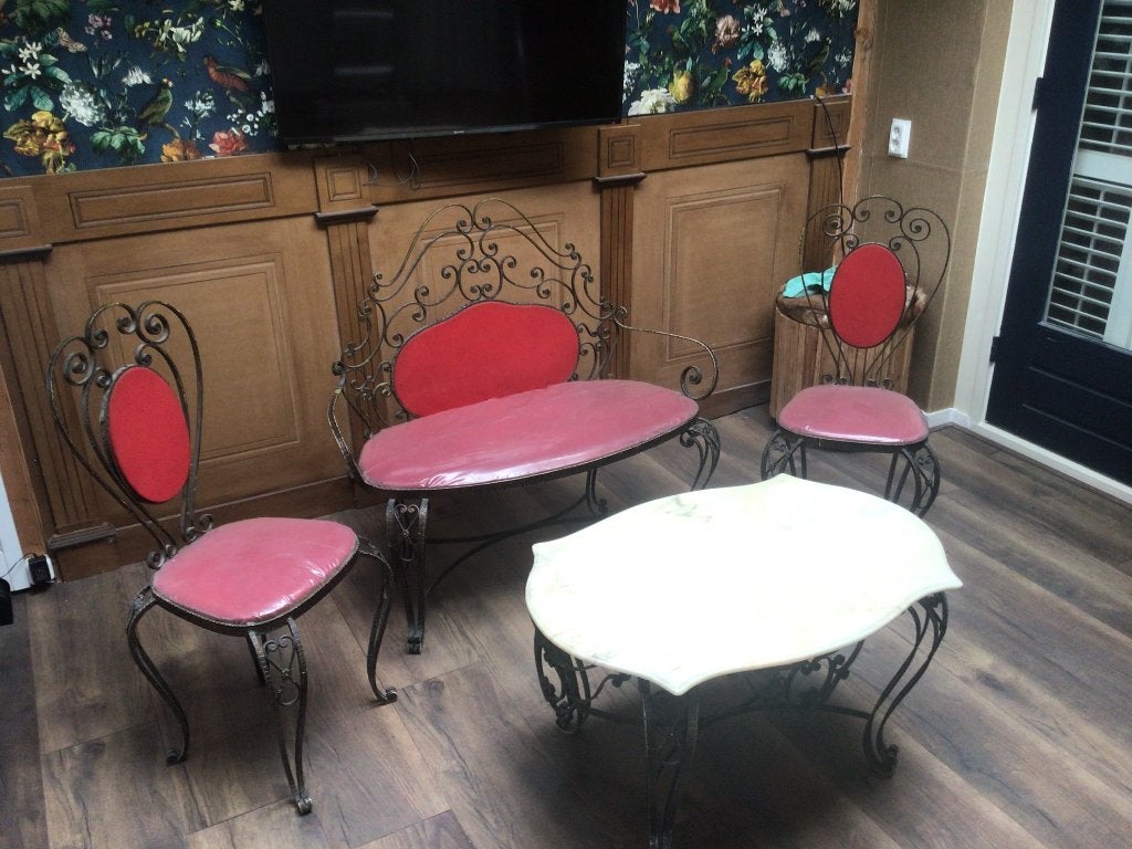 Brocante bistroset met bank 2 stoelen en een tafel gietijzer, Tuin en Terras, Tuinstoelen, Ophalen, Gebruikt, Metaal