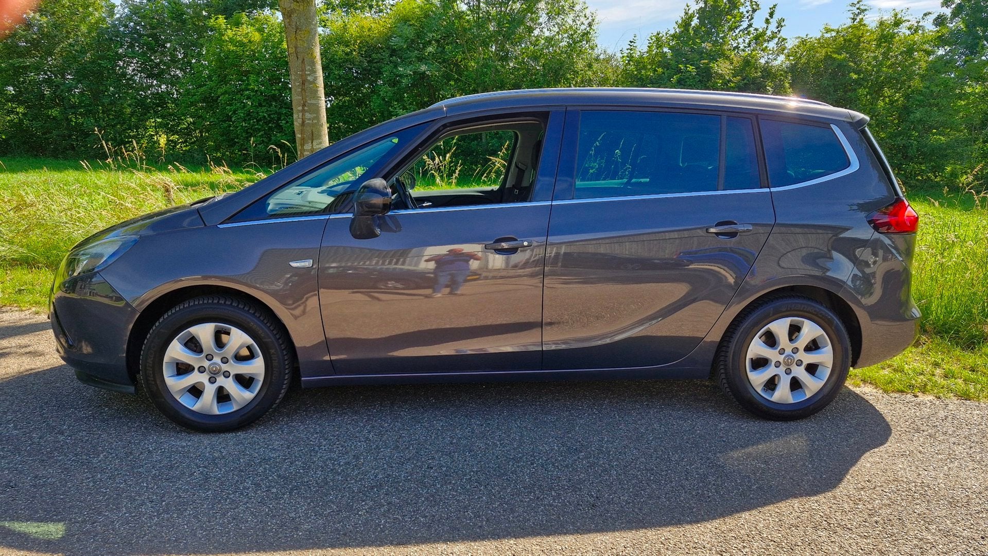 Opel Zafira Tourer 1.4 Innovation 7-Persoons 140PK | Rijklaa, Auto's, Stof, Gebruikt, 4 cilinders, Bedrijf