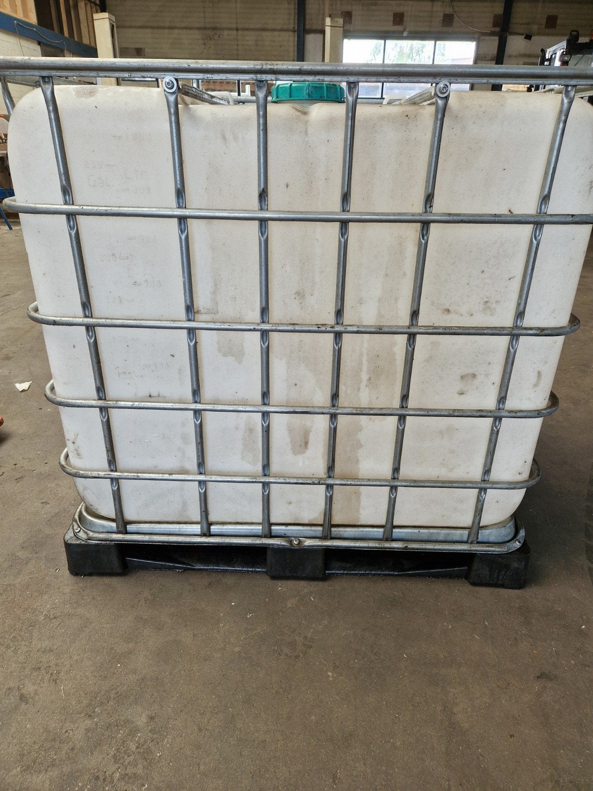 IBC Tank 1000L - Gebruikt maar in goede staat, Ophalen of Verzenden, Gebruikt