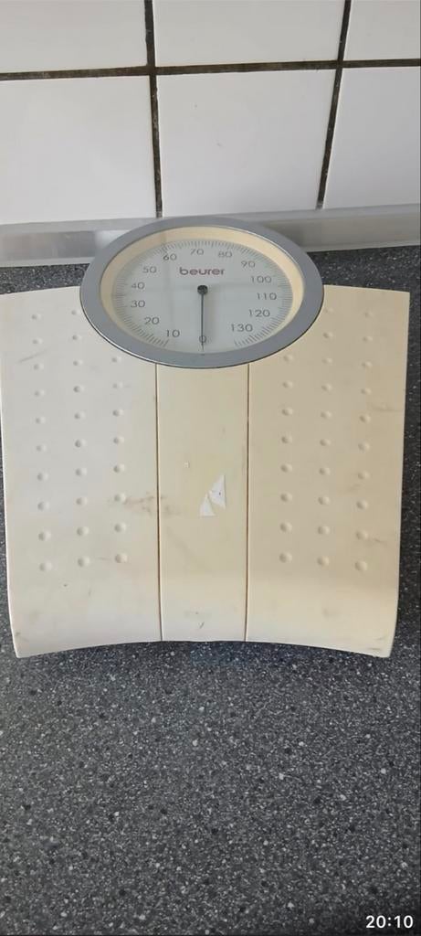 Beurer Personenweegschaal - Analoog, Max 135kg, Ophalen, Analoog, 100 kg of meer, Zo goed als nieuw