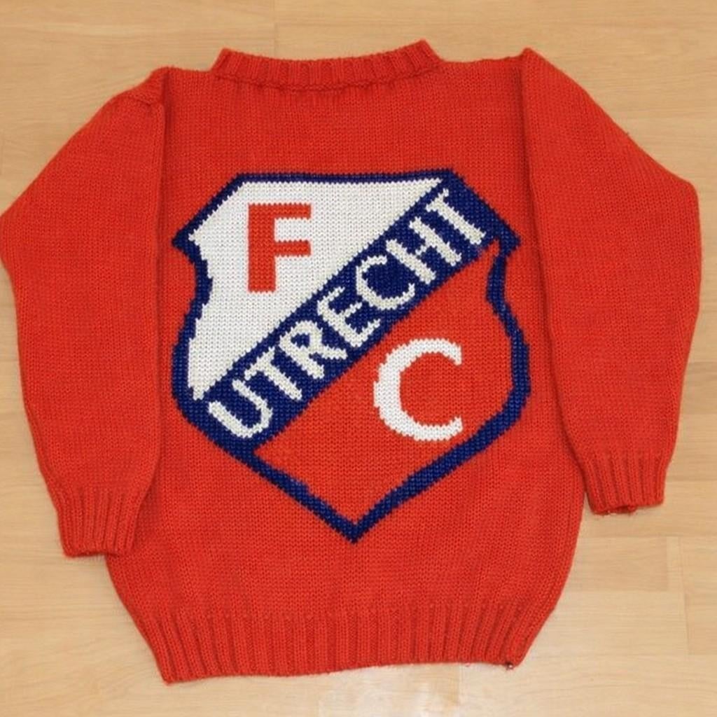 FC Utrecht logo trui breipatroon, Hobby en Vrije tijd, Breien en Haken, Ophalen of Verzenden, Zo goed als nieuw, Breien, Patroon of Boek