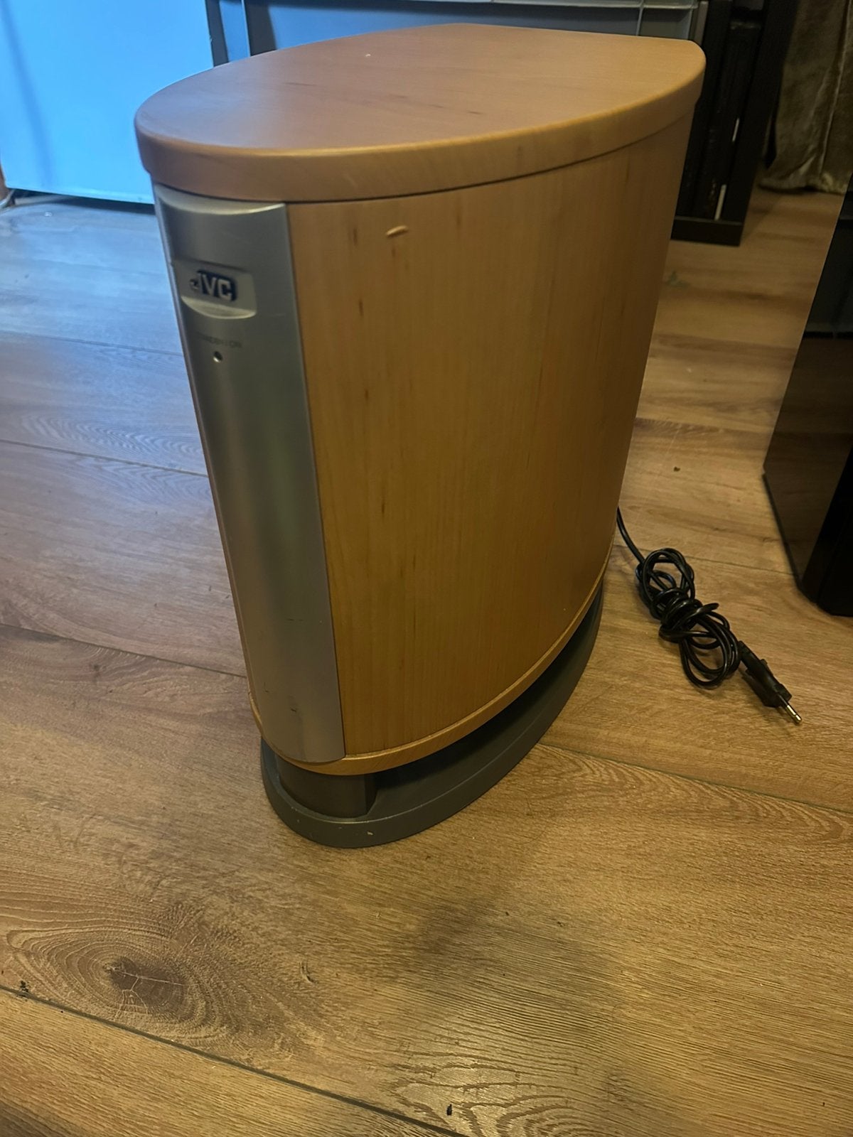 JVC SX-DW303 Subwoofer, KEVLAR driver! Compact maar krachtig, Basreflex, Subwoofer, JVC, Ophalen of Verzenden