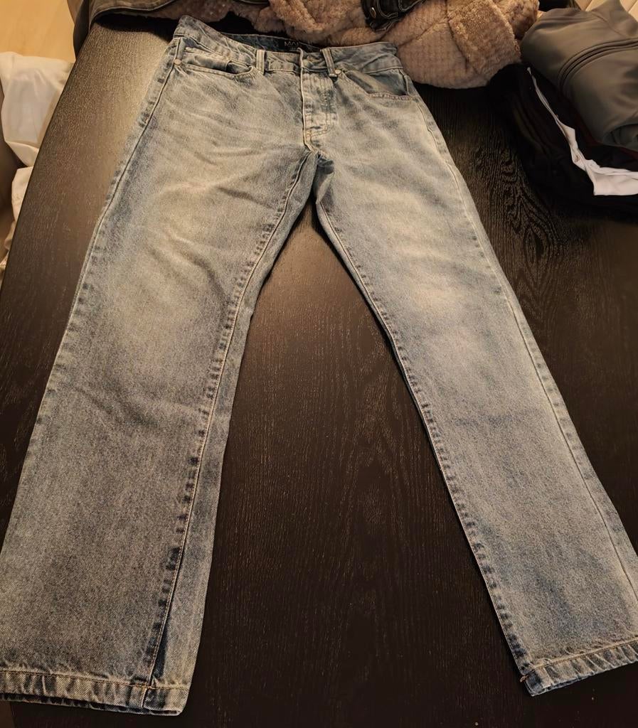 Lichtblauwe Jeans - Maat W32, Blauw, Geen merk, W32 (confectie 46) of kleiner, Ophalen of Verzenden