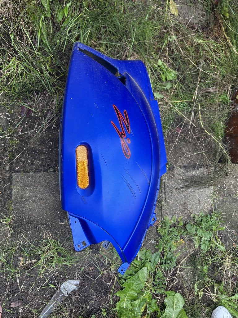 Kappen set Piaggio Zip - Lichte schade, Ophalen, Gebruikt, Benzine, Zip