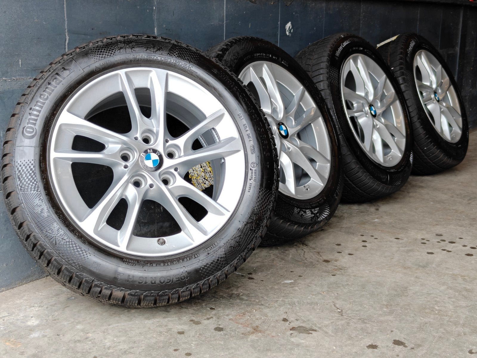 Originele BMW 1 2 Serie Winterset Continental TPMS, Auto-onderdelen, Gebruikt, 16 inch, Banden en Velgen, 2289CC