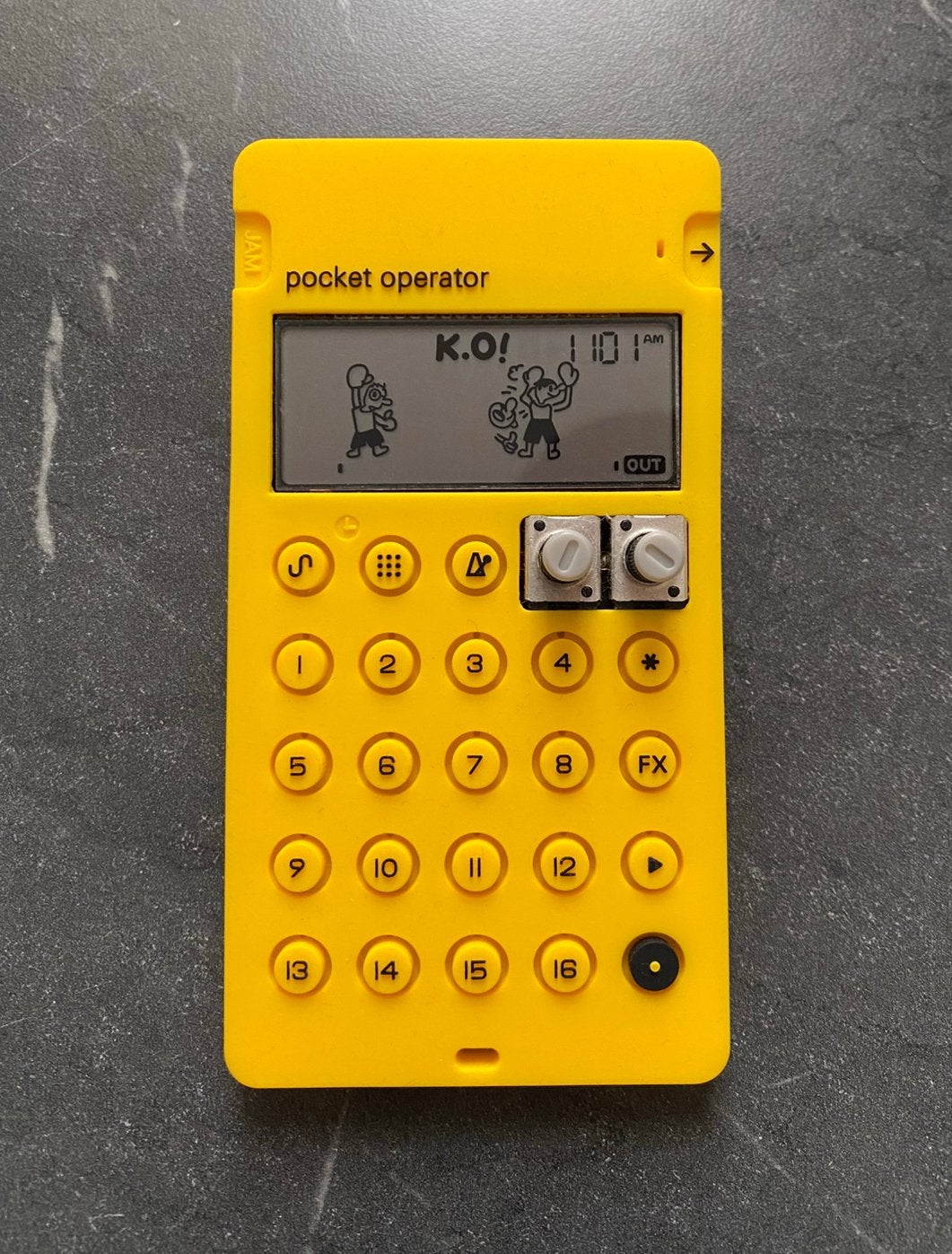 Teenage Engineering PO-33 K.O! + gele TE-hoes + doosjes, Ophalen of Verzenden, Zo goed als nieuw