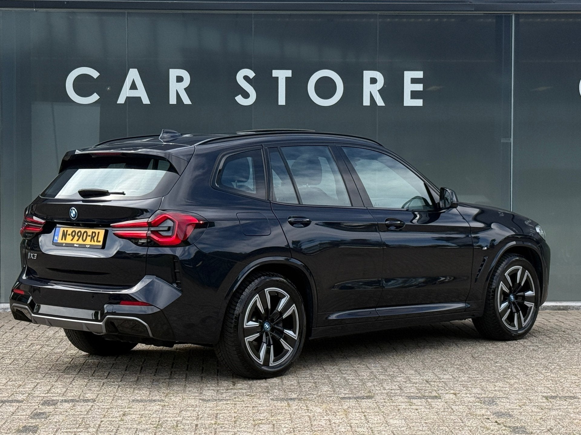 BMW IX3 Executive M-SPORT 80 kWh 98% SOH LCI FACELIFT, Dealer onderhouden, Achterwielaandrijving, Gebruikt, 133 min