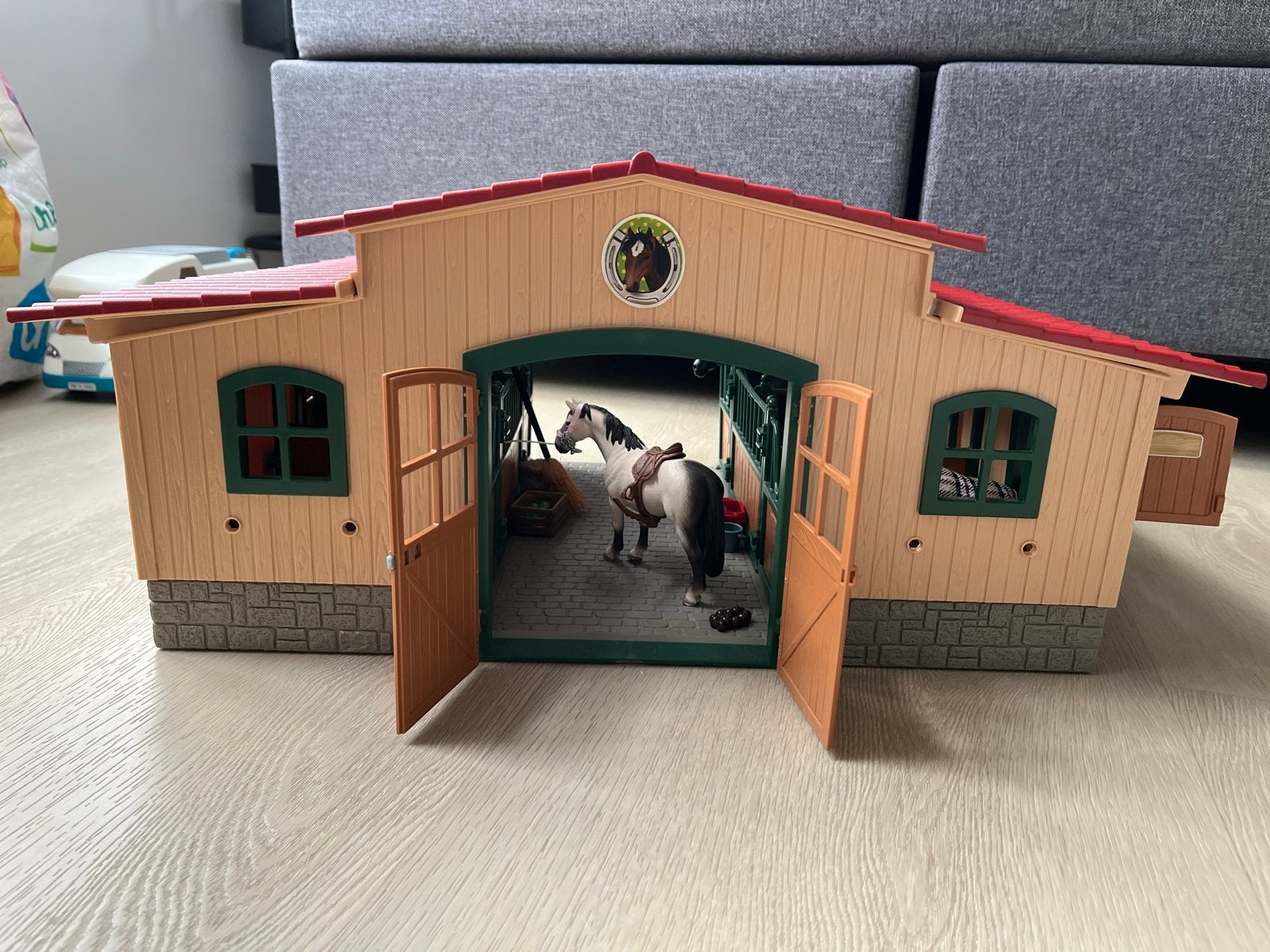 Schleich paardenstal met paarden en accessoires, Ophalen, Zo goed als nieuw, Jongen of Meisje