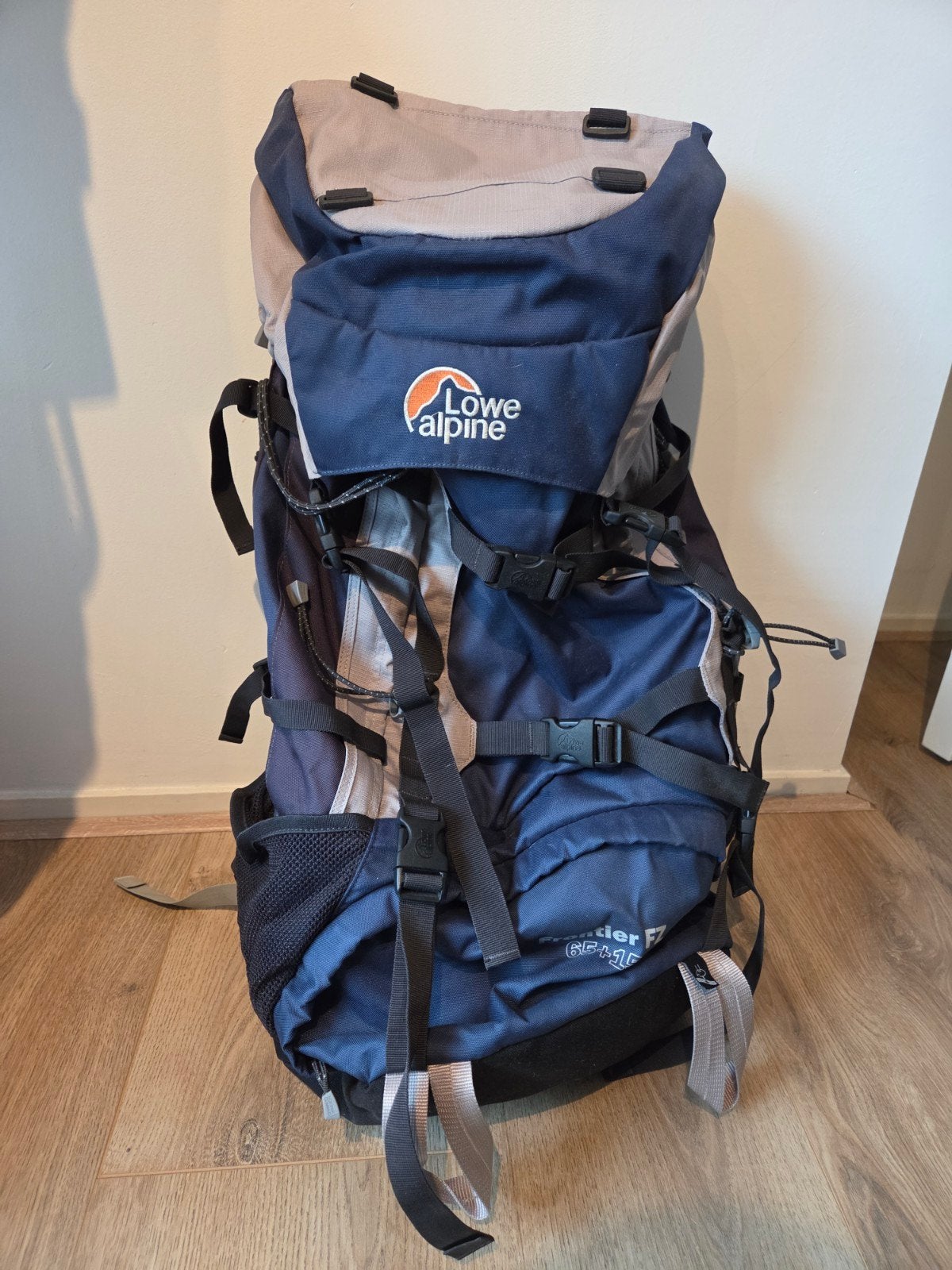 Lowe Alpine Frontier FZ 65+15, Sport en Fitness, Ophalen of Verzenden, Zo goed als nieuw, Rugzak