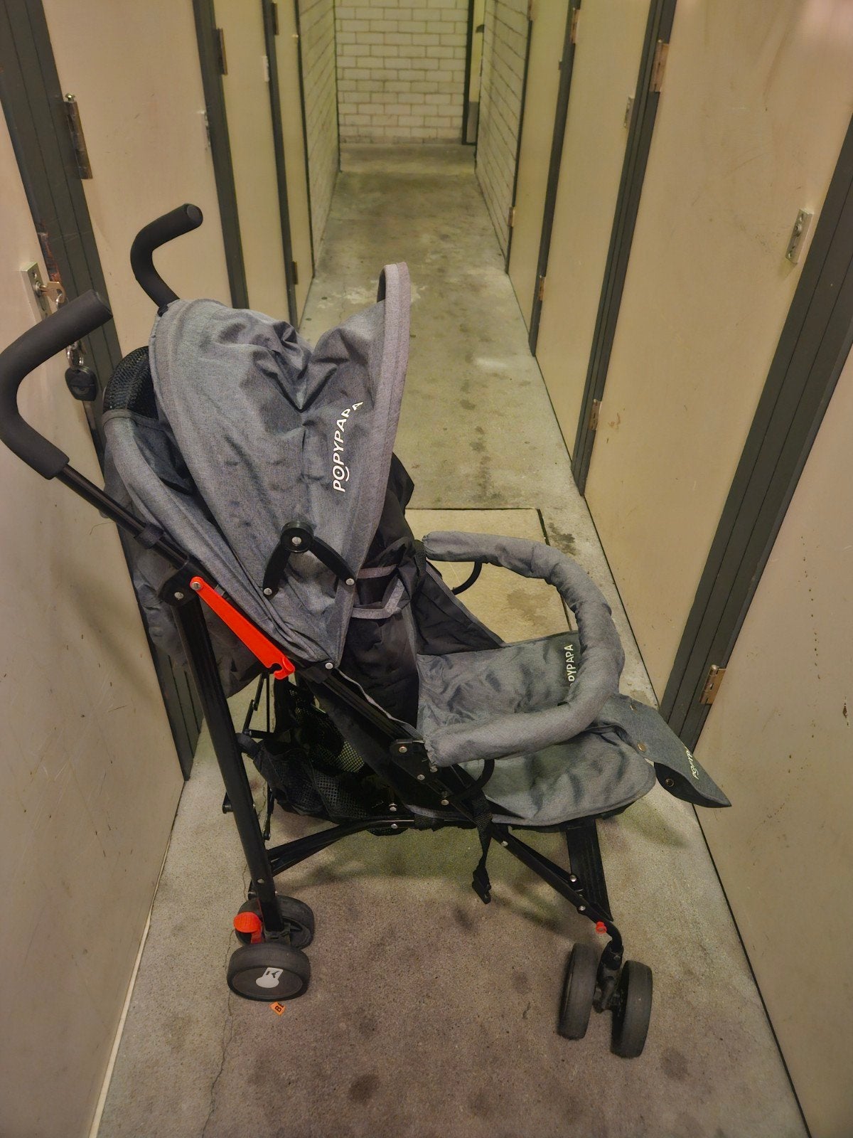 PopyPapa Buggy - Grijs en Compact, Kinderen en Baby's, Ophalen of Verzenden, Gebruikt, Overige merken, Zonnekap