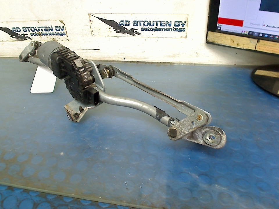 Ruitenwisser Mech + Motor VOOR Audi A4 Cabrio (B7) 8E1955119, Gebruikt, Auto-Union-Straße  1, Ingolstadt 85057, , Duitsland, Info@audi.de
