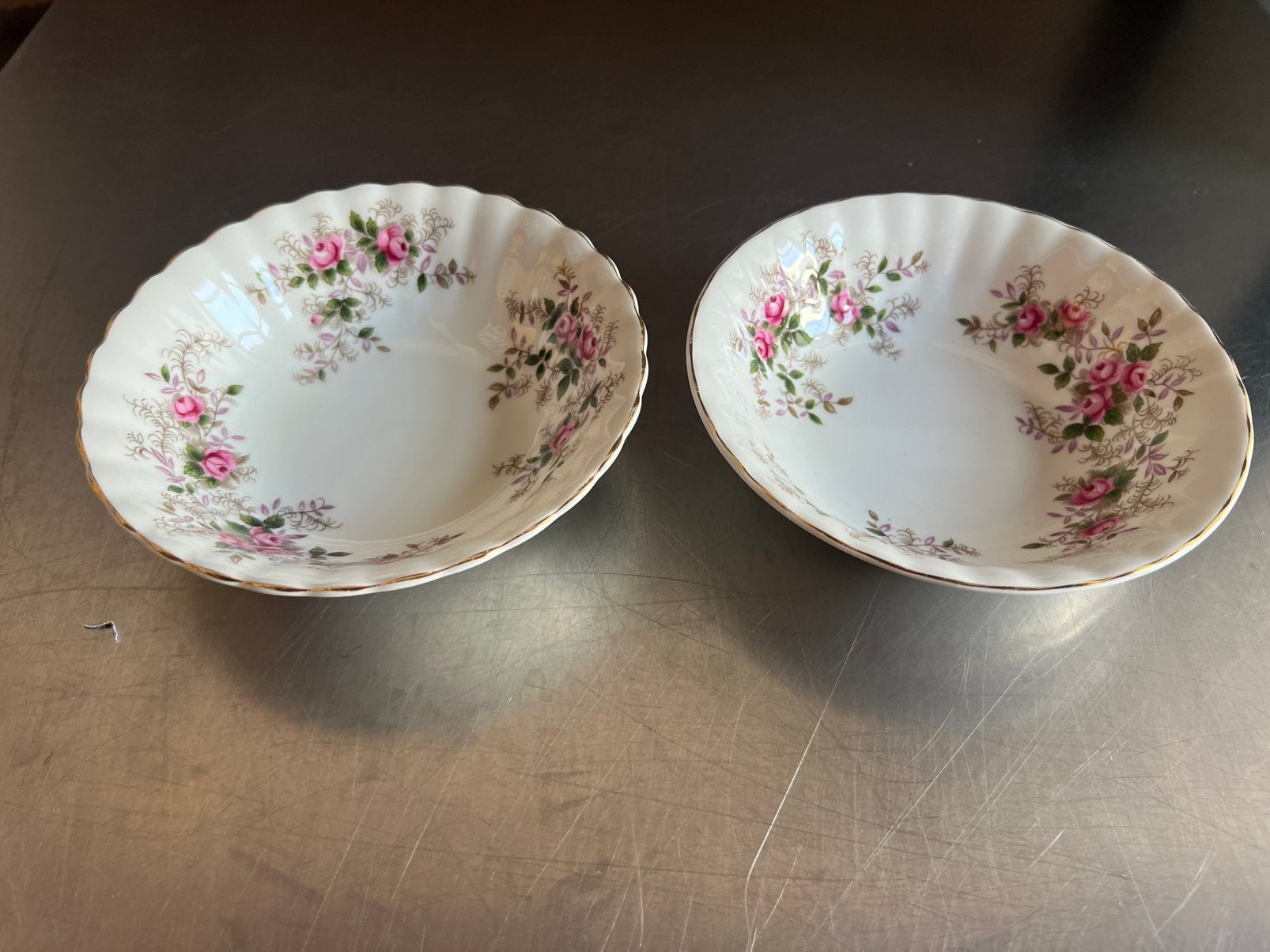 Royal Albert Lavender rose 2 bowls compote schaaltjes, Verzenden
