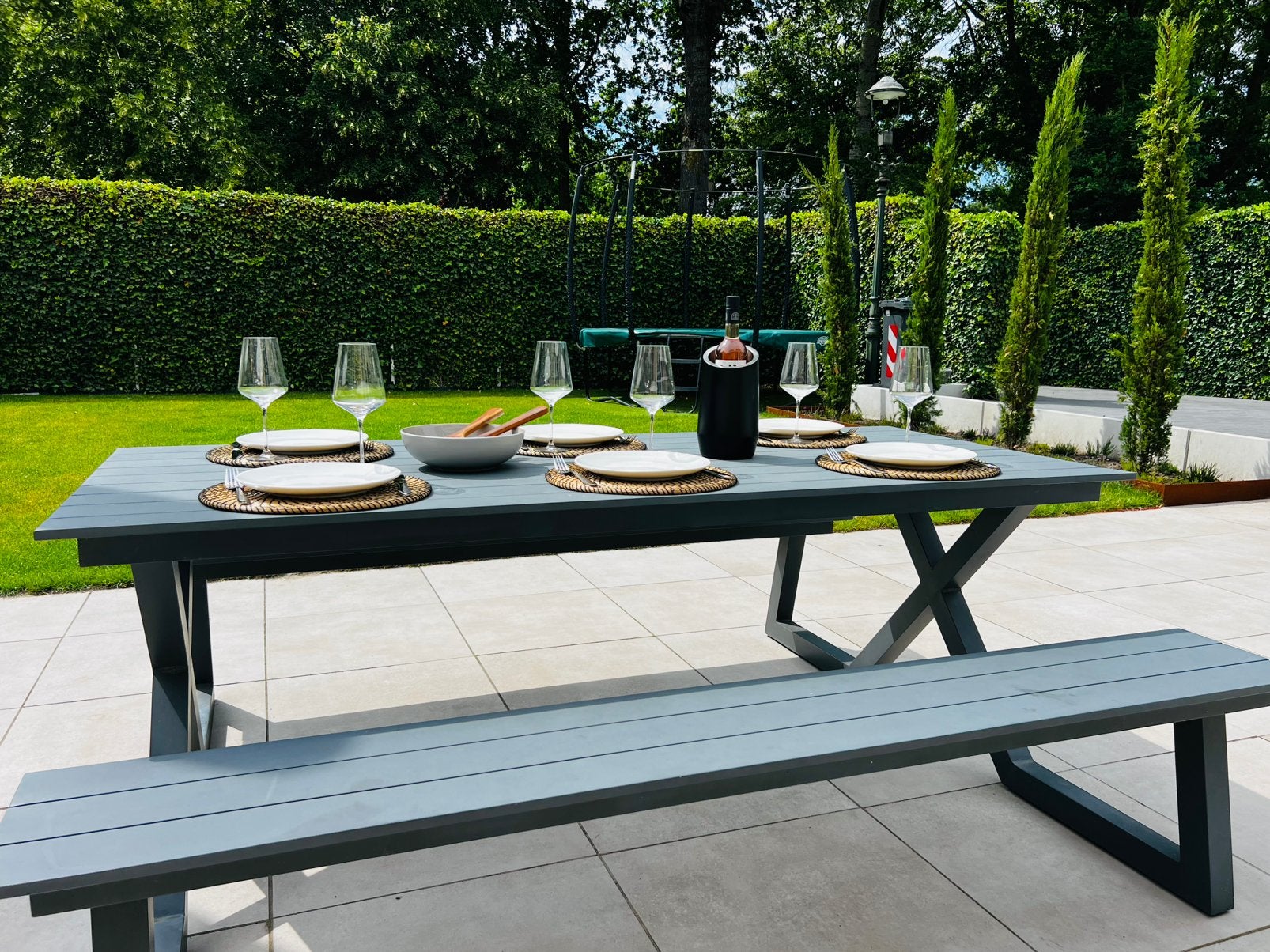 Moderne aluminium picknicktafel met banken - Grijs, Ophalen, Zo goed als nieuw, Rechthoekig, Overige materialen
