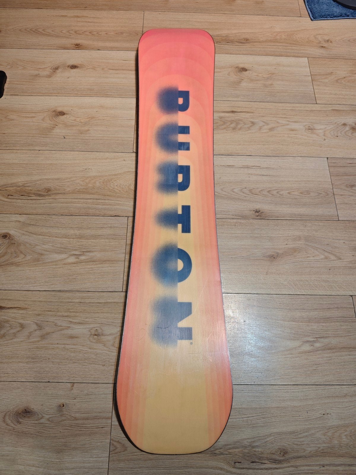 Burton Custom 2024 154cm Camber, Sport en Fitness, Ophalen, Zo goed als nieuw, Board