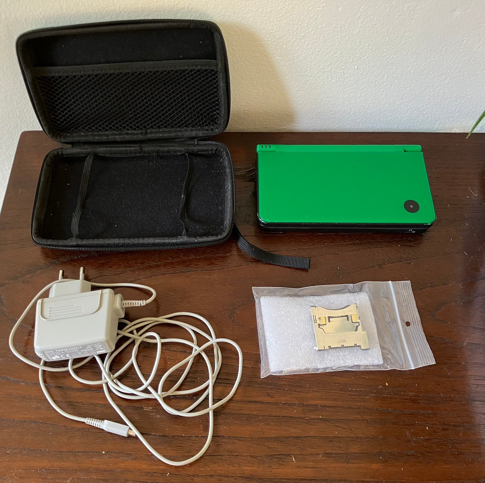 Nintend DSi XL groen, Dsi XL, Ophalen of Verzenden, Niet werkend, Groen