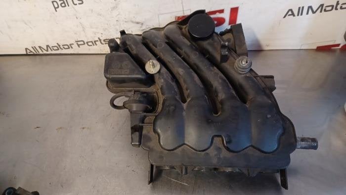 Inlaatspruitstuk van een Volkswagen Golf, Gebruikt, -, Volkswagen, -