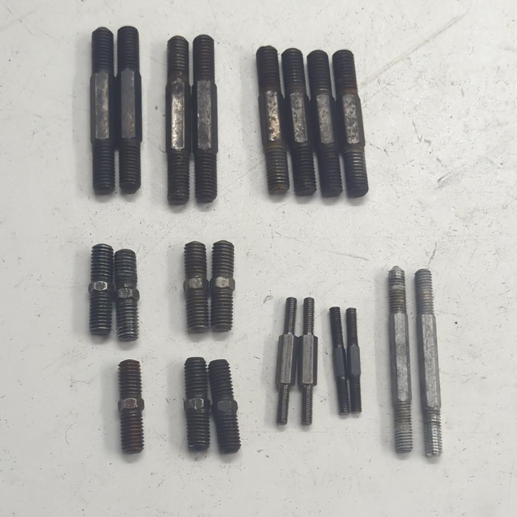 Lot FG stelschroeven / instelstangen 21x (Marder Baja Onroad, Gebruikt, Onderdeel, Overige schalen, Overige typen