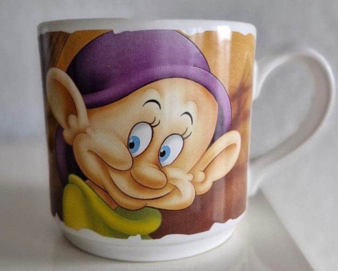 Beker Staffordshire Dopey ( Sneeuwwitje en de 7 Dwergen ), Verzenden, Zo goed als nieuw