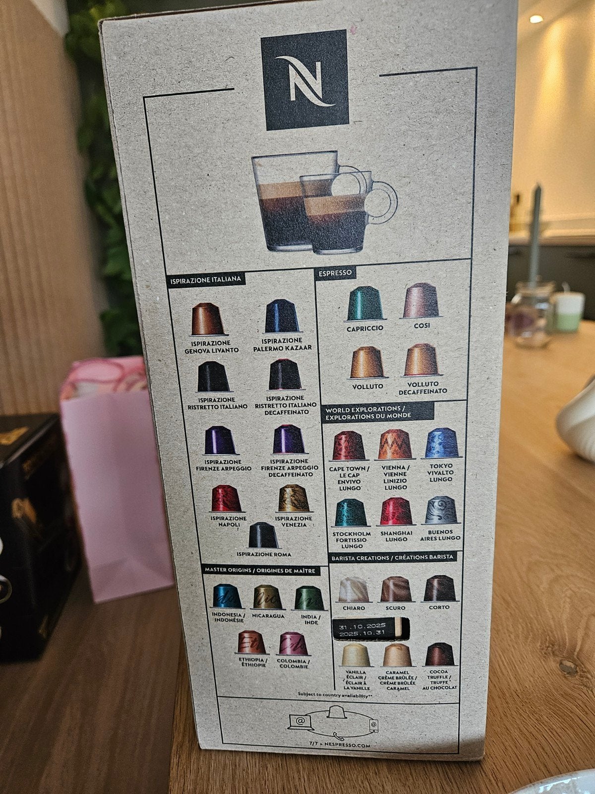 Foto 3 van Nieuwe Nespresso Essenza Mini (Krups) - Ongeopend in doos