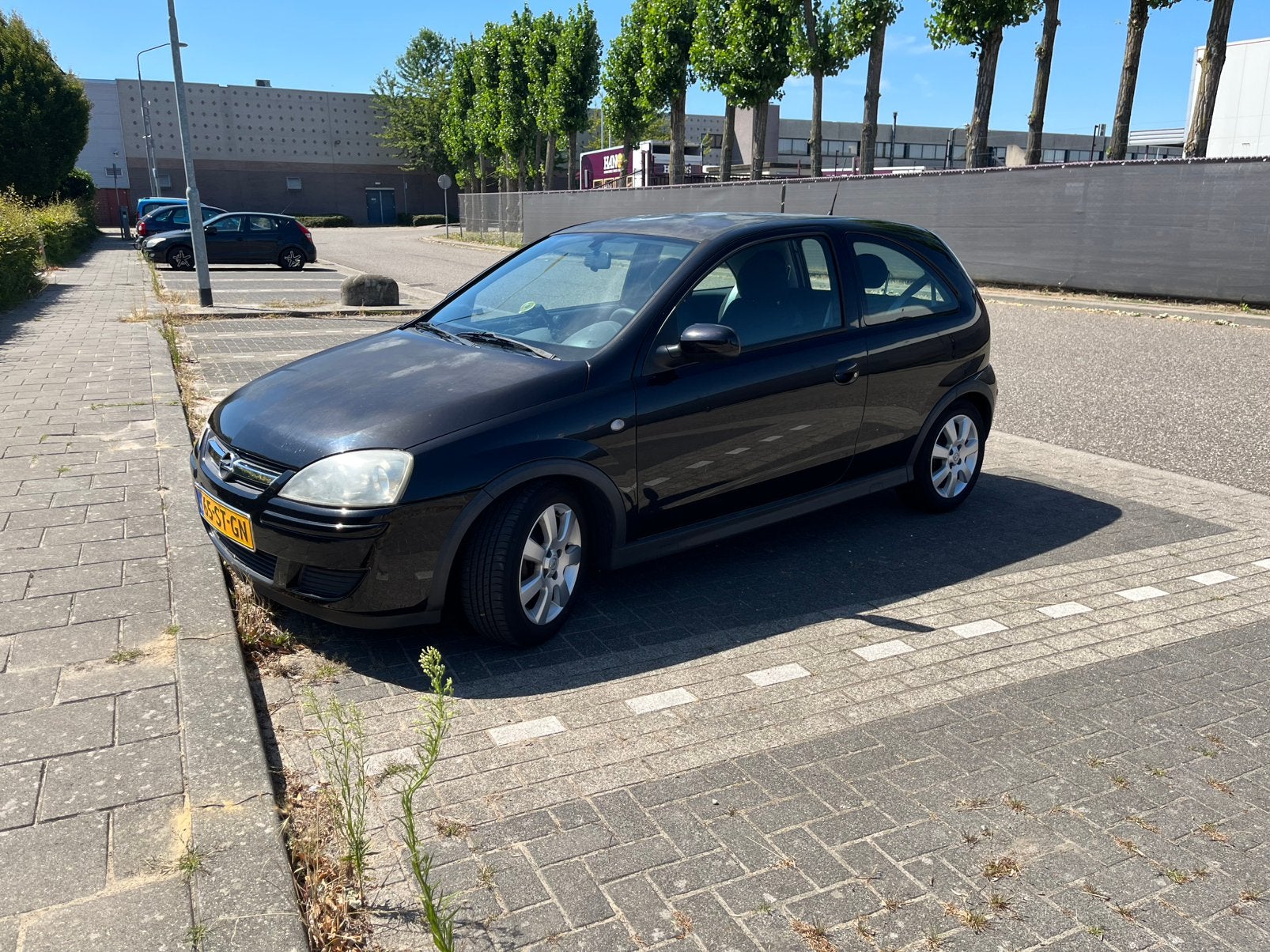 Opel Corsa-C 2006 zwart, Auto's, Voorwielaandrijving, 450 kg, Zwart, Origineel Nederlands