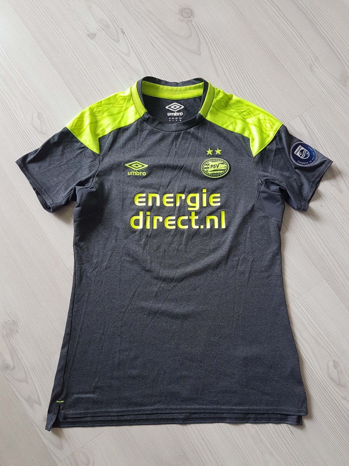 PSV Umbro dames voetbalshirt in maat small, Ophalen of Verzenden, Zo goed als nieuw