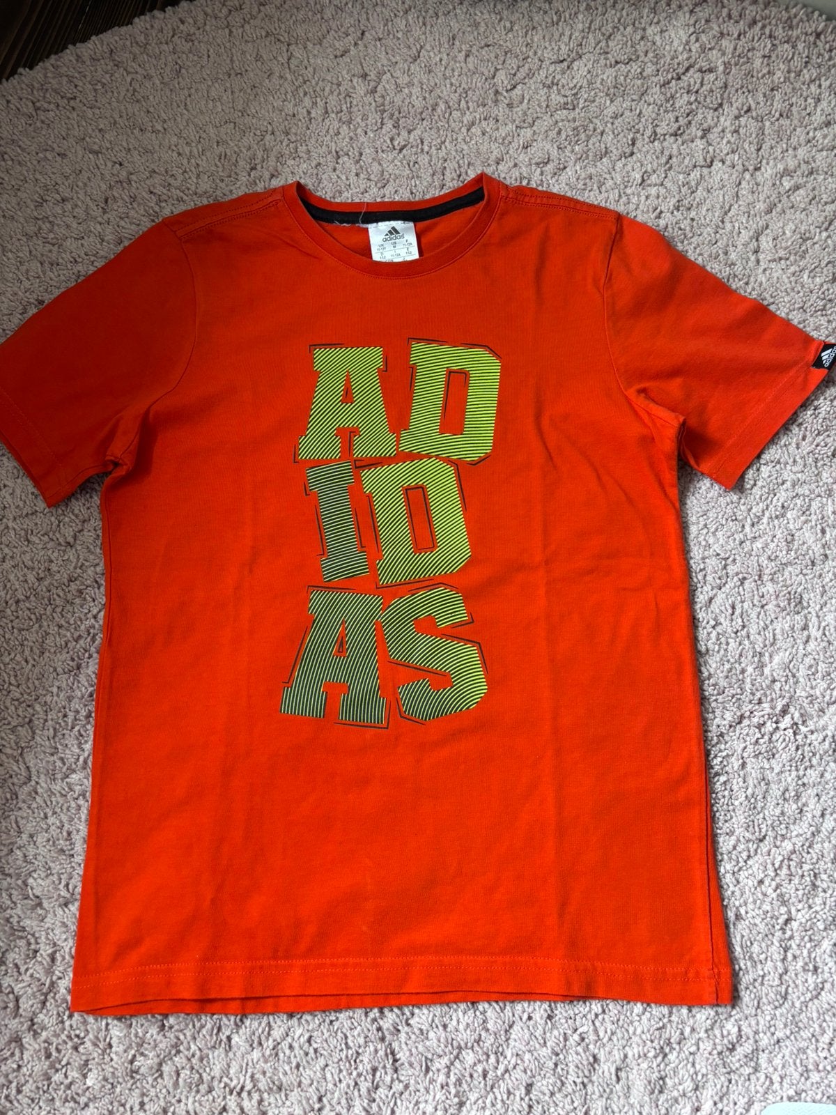 Adidas oranje tshirt maat 152, Ophalen of Verzenden, Zo goed als nieuw, Jongen, Shirt of Longsleeve
