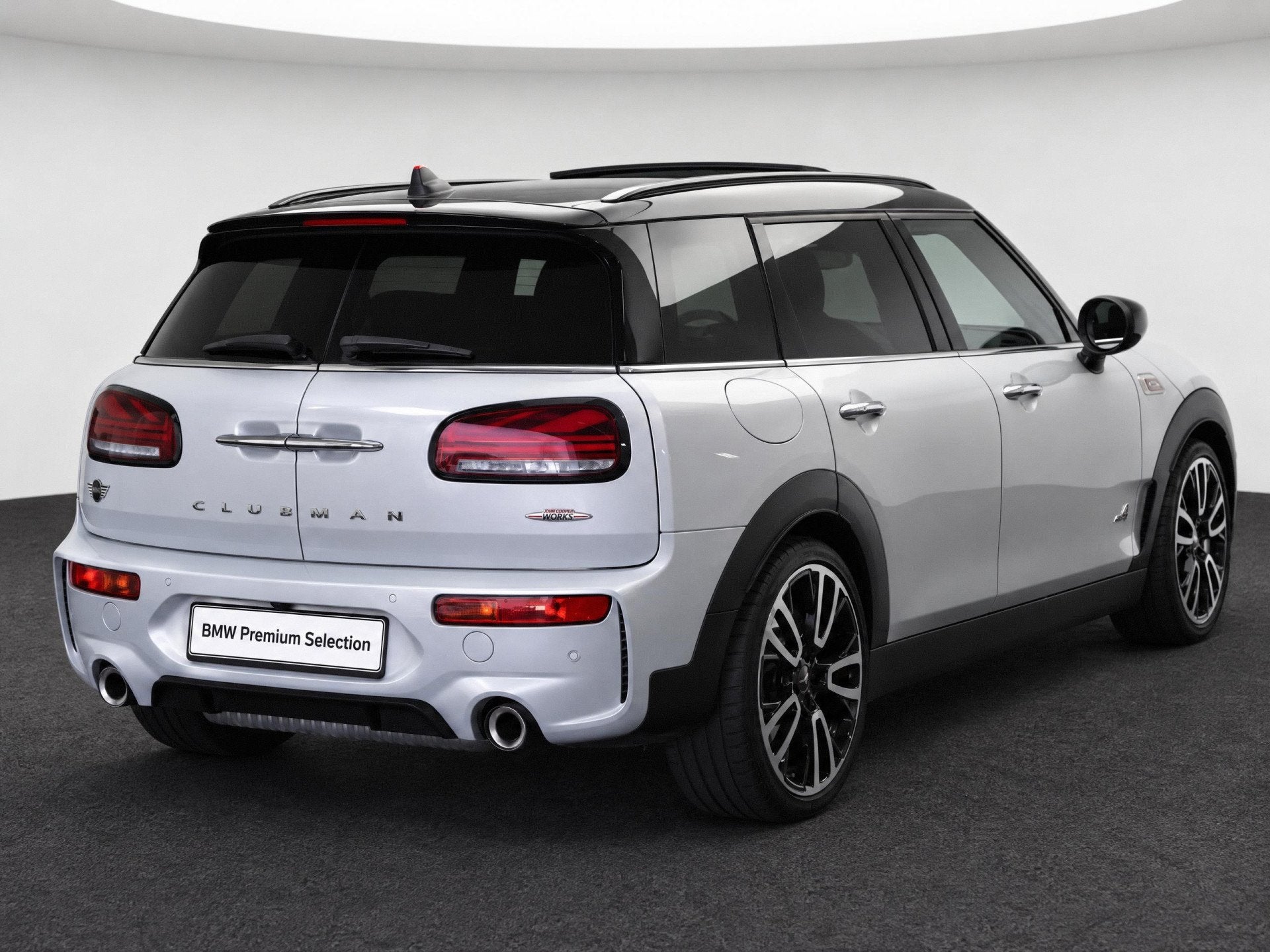 MINI Clubman JCW ALL4 Automaat / Panoramadak / JCW Sportstoe, Auto's, 1525 kg, Gebruikt, 4 cilinders, Met garantie (alle)