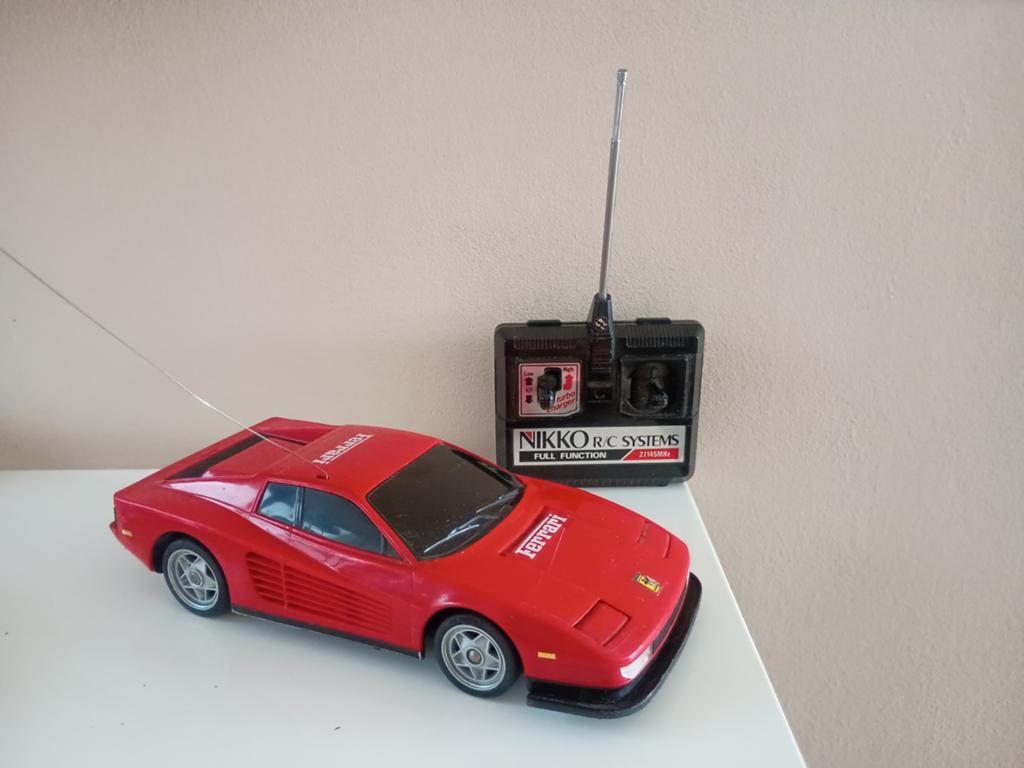 Nikko Ferrari Testarossa 1980's, Hobby en Vrije tijd, Modelbouw | Radiografisch | Auto's, Elektro, Gebruikt, Geen, Ophalen of Verzenden