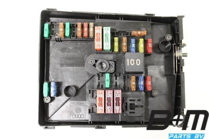 Zekeringkast in motorruimte Volkswagen Golf 6 Cabrio, Auto-onderdelen, Gebruikt