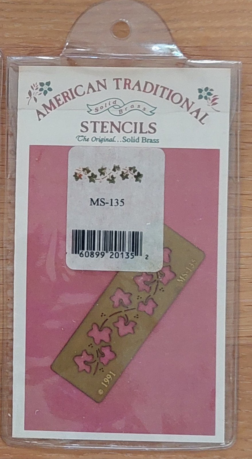 American Traditional Stencil
- Klimop, Ophalen of Verzenden, Nieuw, Overige thema's, Pons of Mal