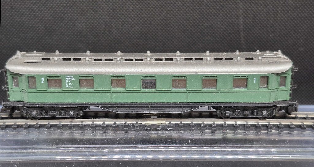 Arnold 3380 - DRG personenrijtuig 1e/2ekl. AB4ü (16704), Arnold, Gebruikt, Gelijkstroom, Wagon