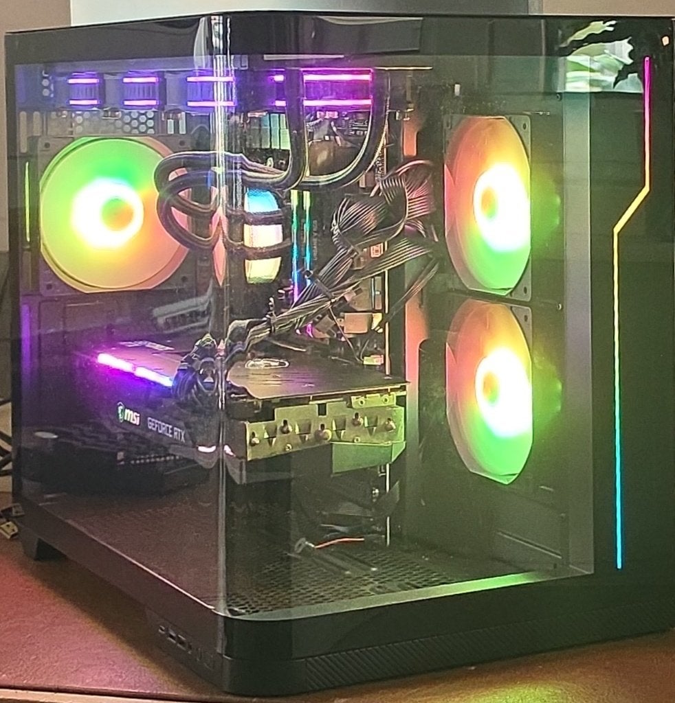 Foto 22 van MULTIMEDIA & GAMEPC R7 7700/1TBM.2/32GBDDR5/RTX3080 10G