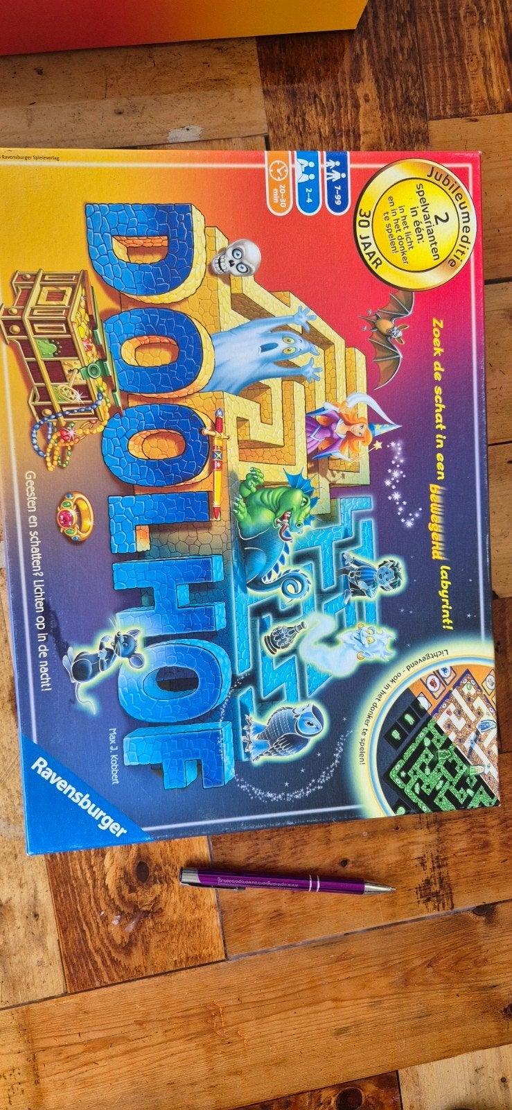 Doolhof bordspel met glow in the dark kaarten, Hobby en Vrije tijd, Gezelschapsspellen | Bordspellen, Ophalen of Verzenden