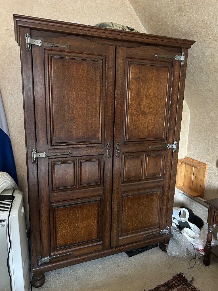 Antieke kast, Ophalen