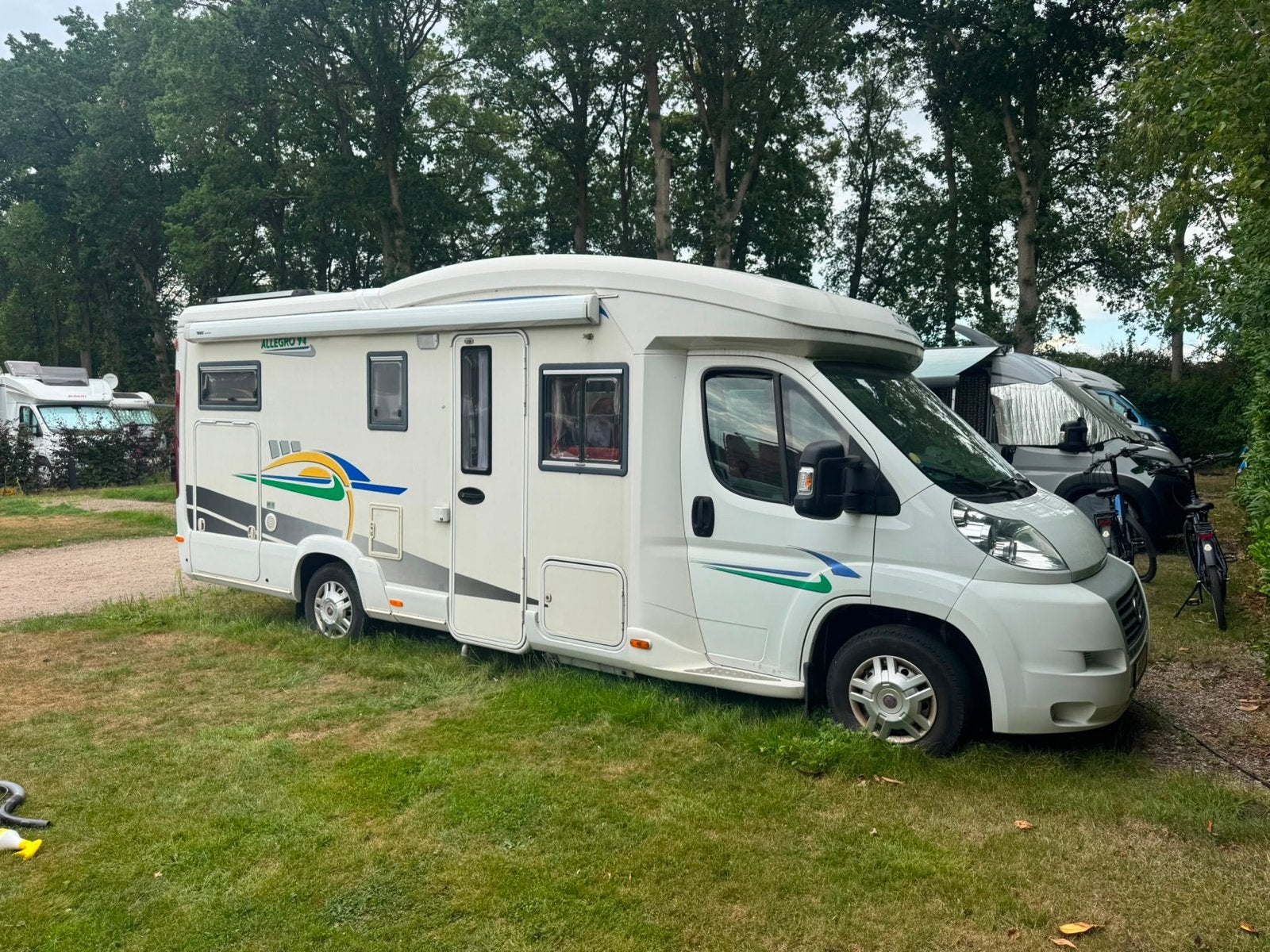 Chausson Allegro 94 Half-integraal Camper - 4 Slaapplaatsen, Standaard zit, Fiat, Half-integraal, Cassettetoilet