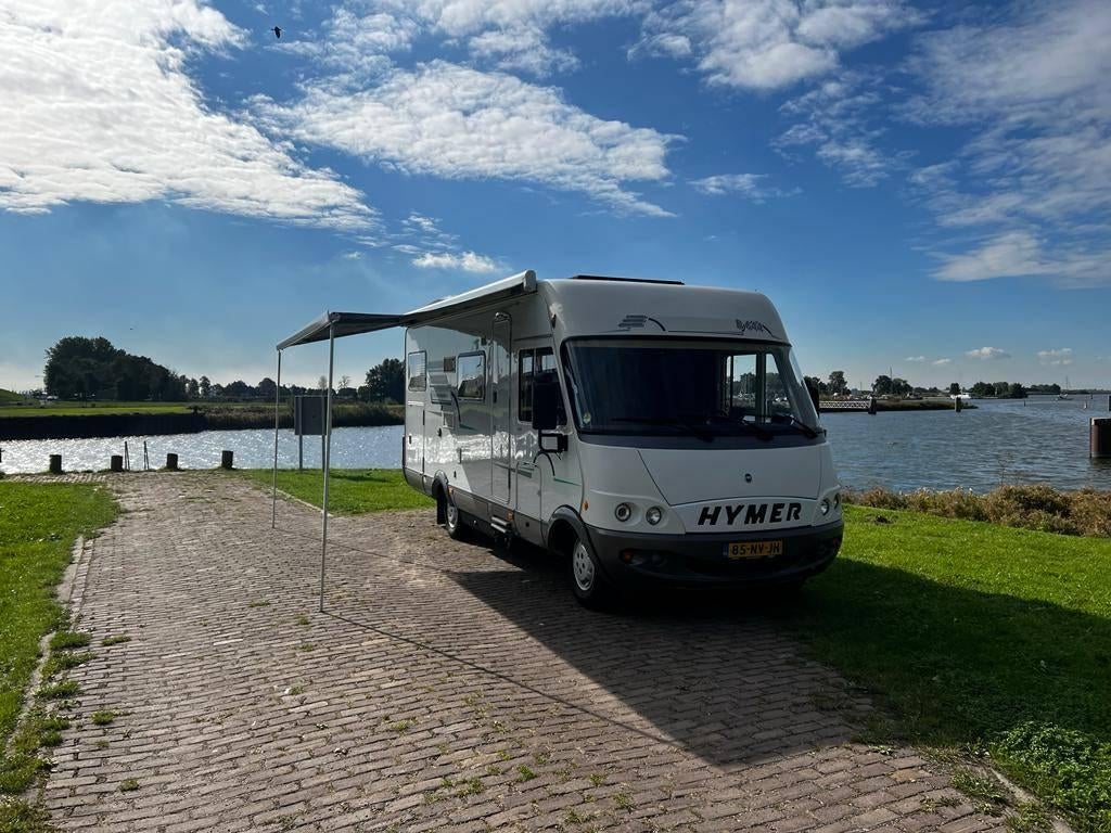 Originele Nederlandse Hymer B644 met lage km stand met NAP, Caravans en Kamperen, Integraal, Chemisch toilet, Luifel, Fiat