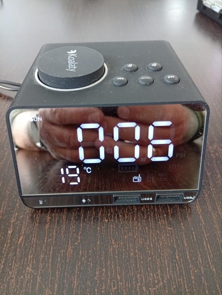 Wekkertje met USB, SD en radio, Ophalen