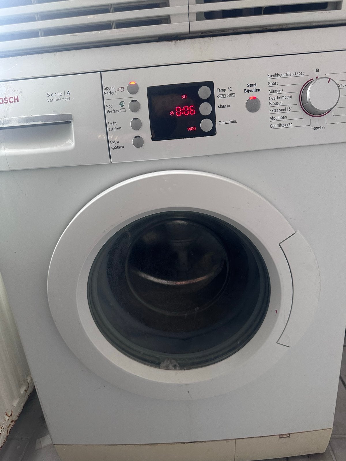 Bosch Serie 4 VarioPerfect Wasmachine - 1400 toeren, Gebruikt, Ophalen of Verzenden, Voorlader, Kort programma