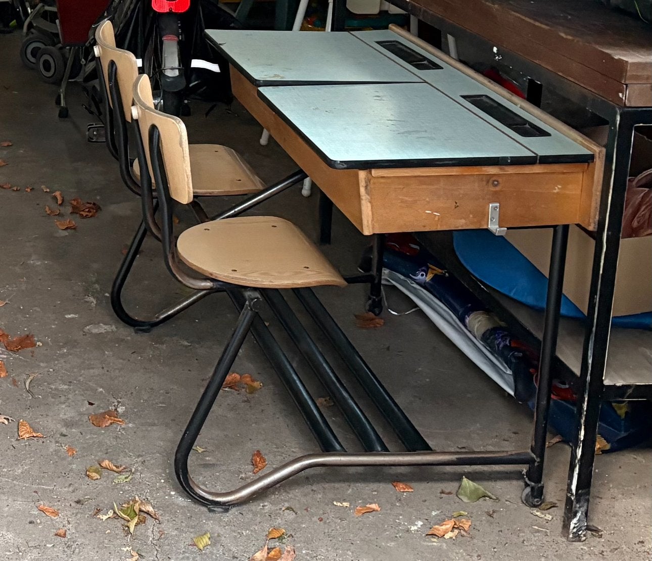 Vintage schoolbank met stoelen, Antiek en Kunst, Ophalen of Verzenden