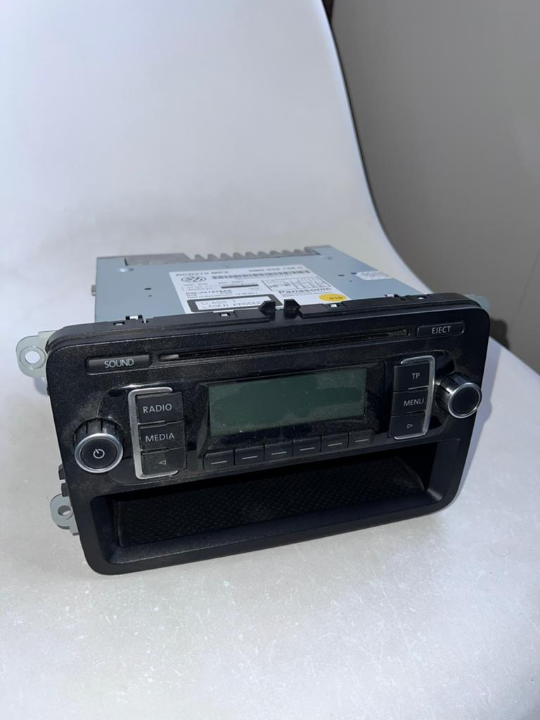 Volkswagen polo 6R radio, Auto diversen, Autoradio's, Ophalen of Verzenden, Zo goed als nieuw