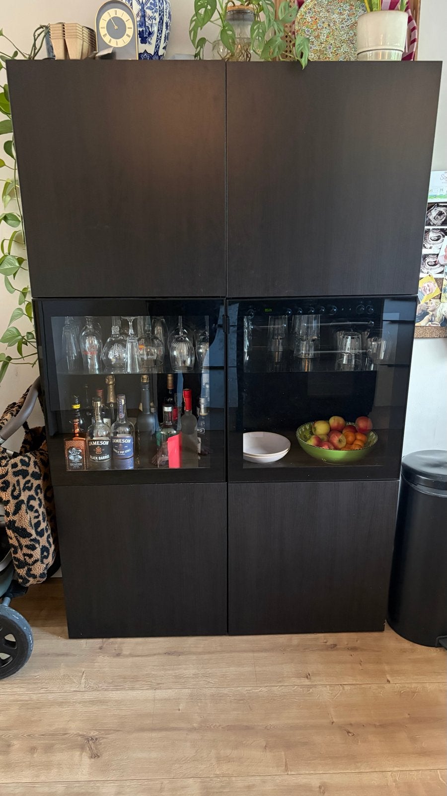 IKEA Besta Opbergkast met glazen deuren en planken, Ophalen, 100 tot 150 cm, Zo goed als nieuw, 150 tot 200 cm