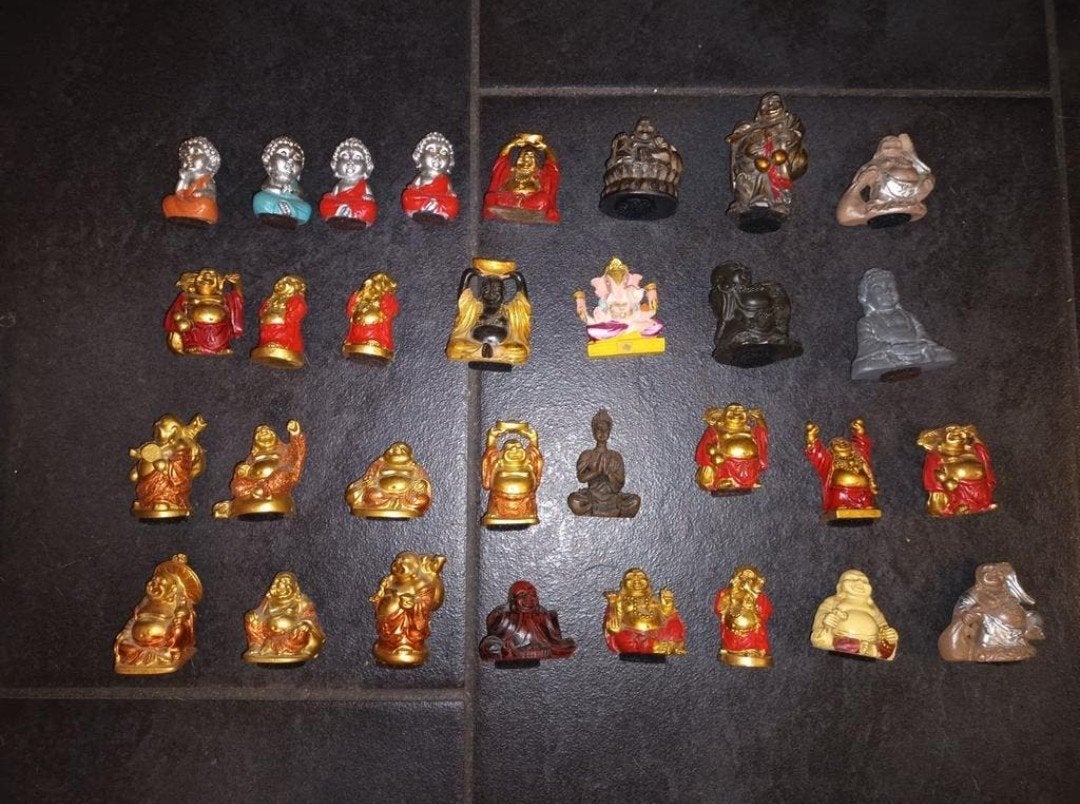 mini boeddha beeldjes alles v 10 euro, Ophalen of Verzenden