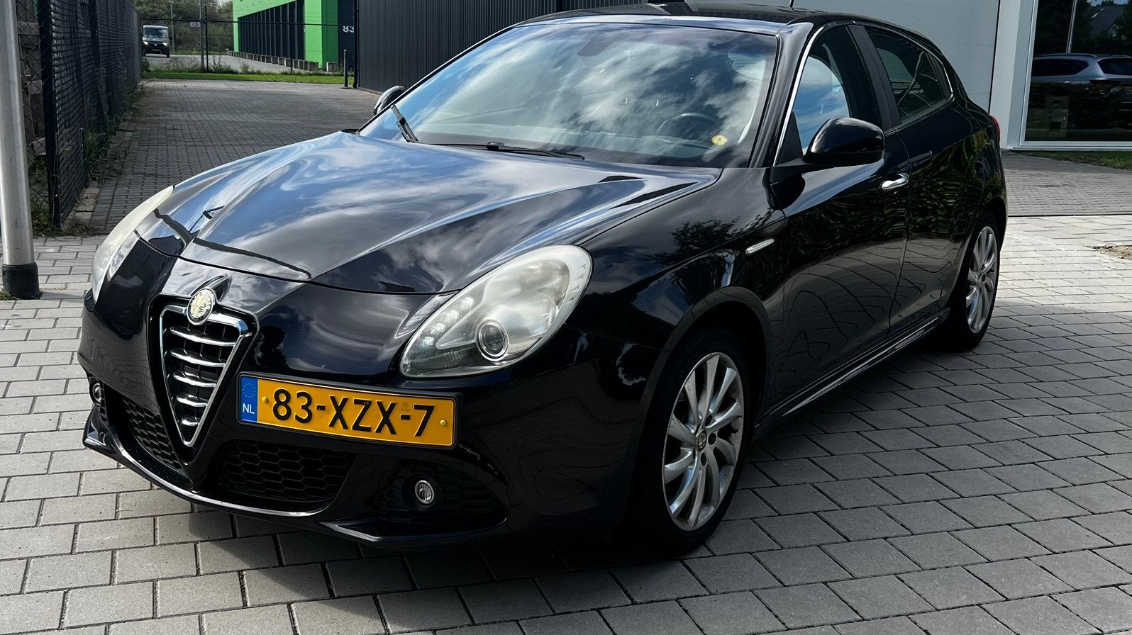 Alfa Romeo Giulietta 1.4 Turbo | APK 09-2027 | Airco | PDC, Auto's, Voorwielaandrijving, Stof, 4 cilinders, Zwart